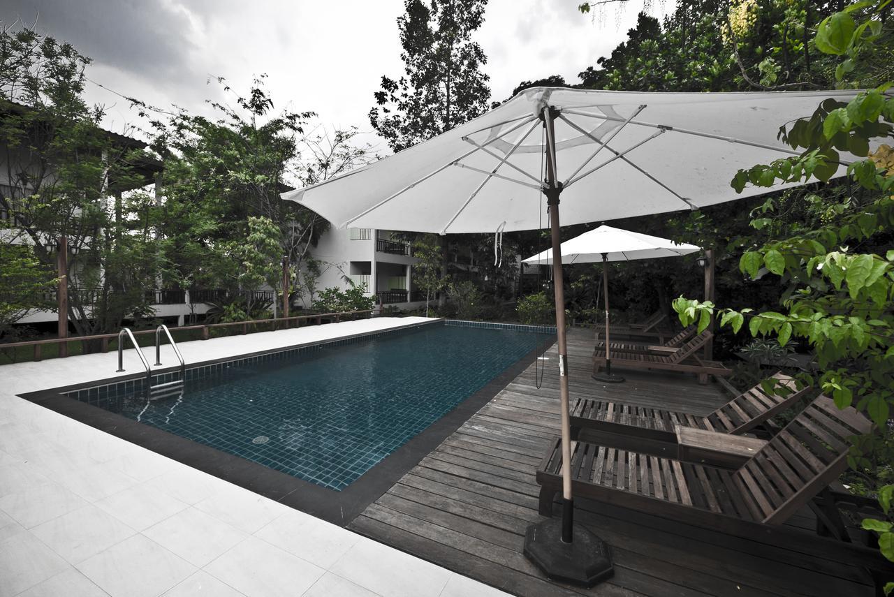Tree House Hotel Sisaket Zewnętrze zdjęcie